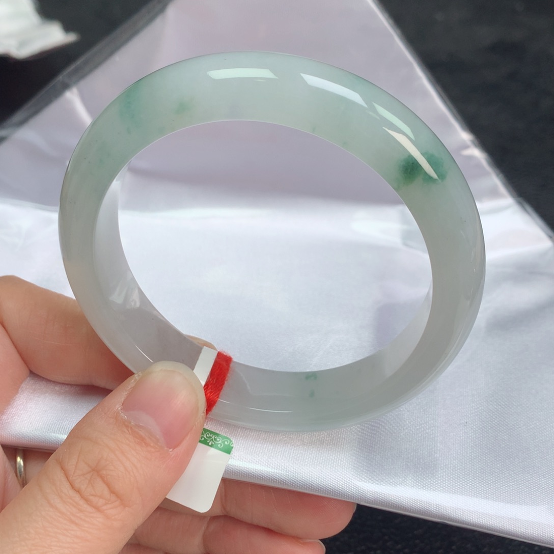 翡翠手镯未镶嵌57正