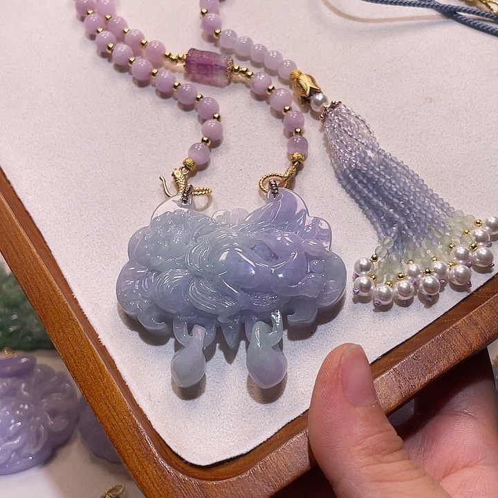 翡翠未镶嵌颈饰翡翠吊坠