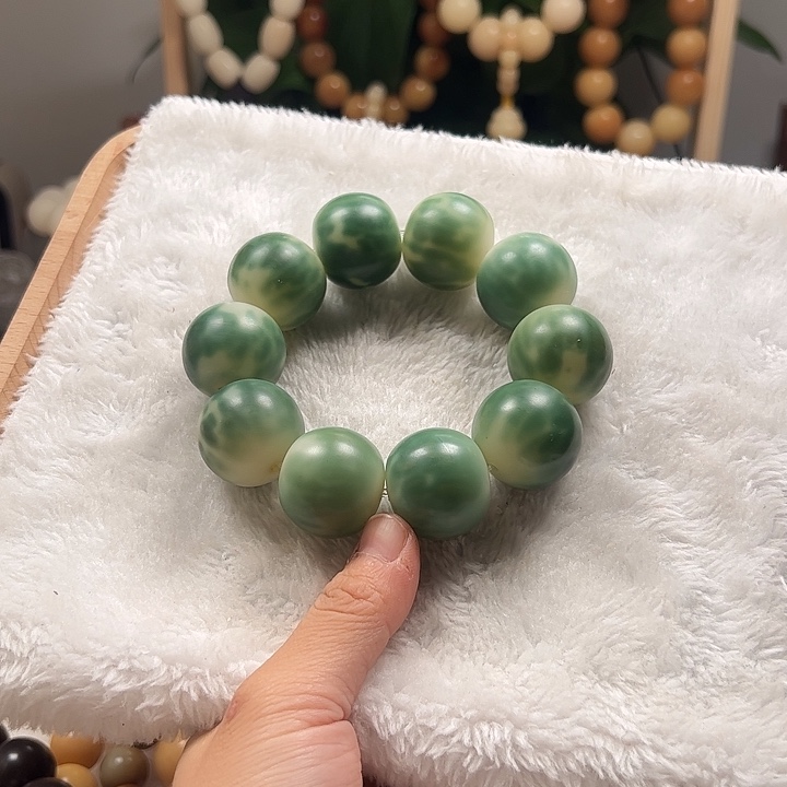 吊坠菩提根/象牙果卡27