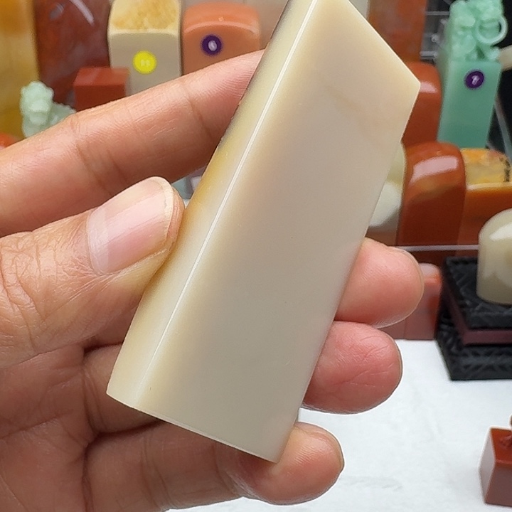 尚***刻印石寿山石老挝牌子