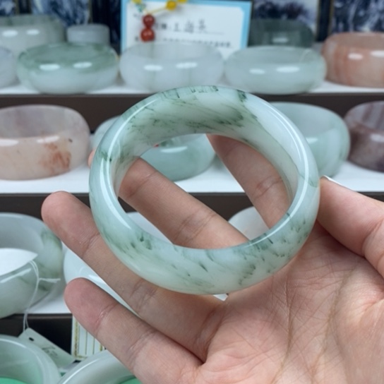 石英质玉（金丝玉）未镶嵌手镯