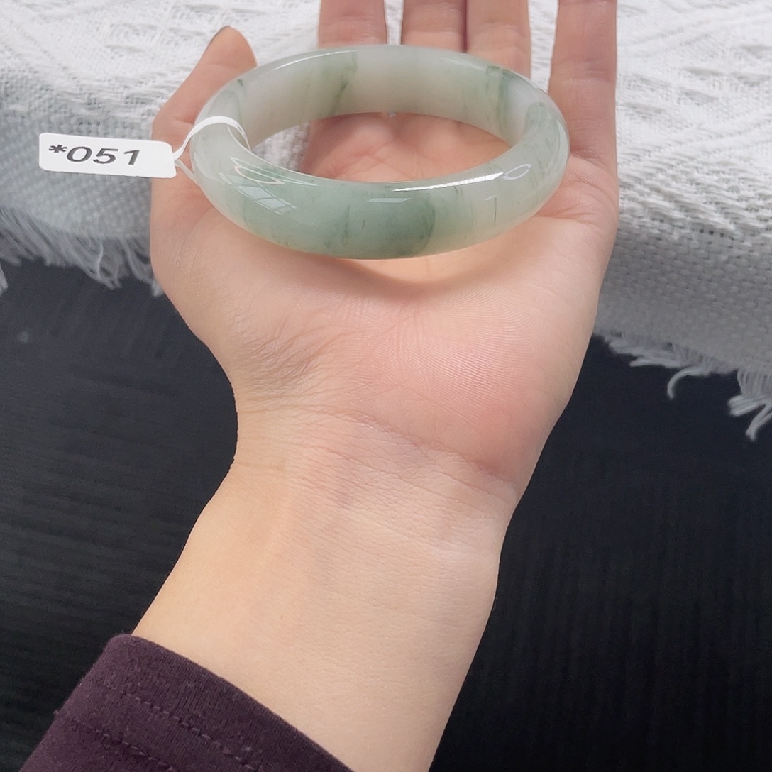 石英质玉未镶嵌手镯051
