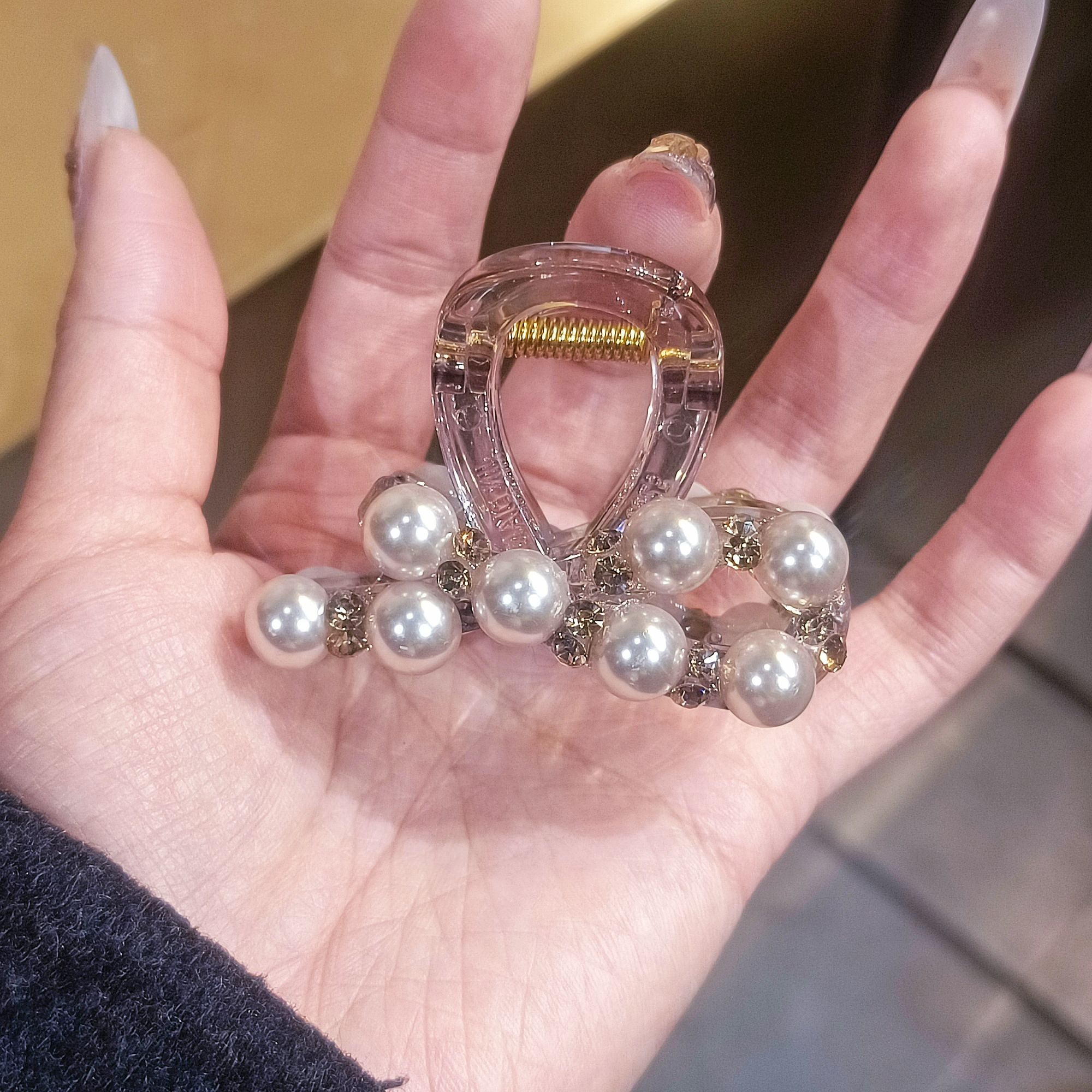 A1169剪刀手香槟色珠珠水钻6cm小抓夹轻奢时尚百搭