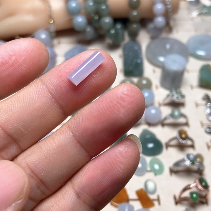 翡翠未镶嵌颈饰缅甸天然翡翠