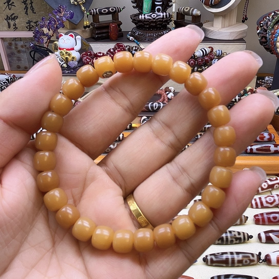 钢***儿玛瑙/玉髓未镶嵌颈饰