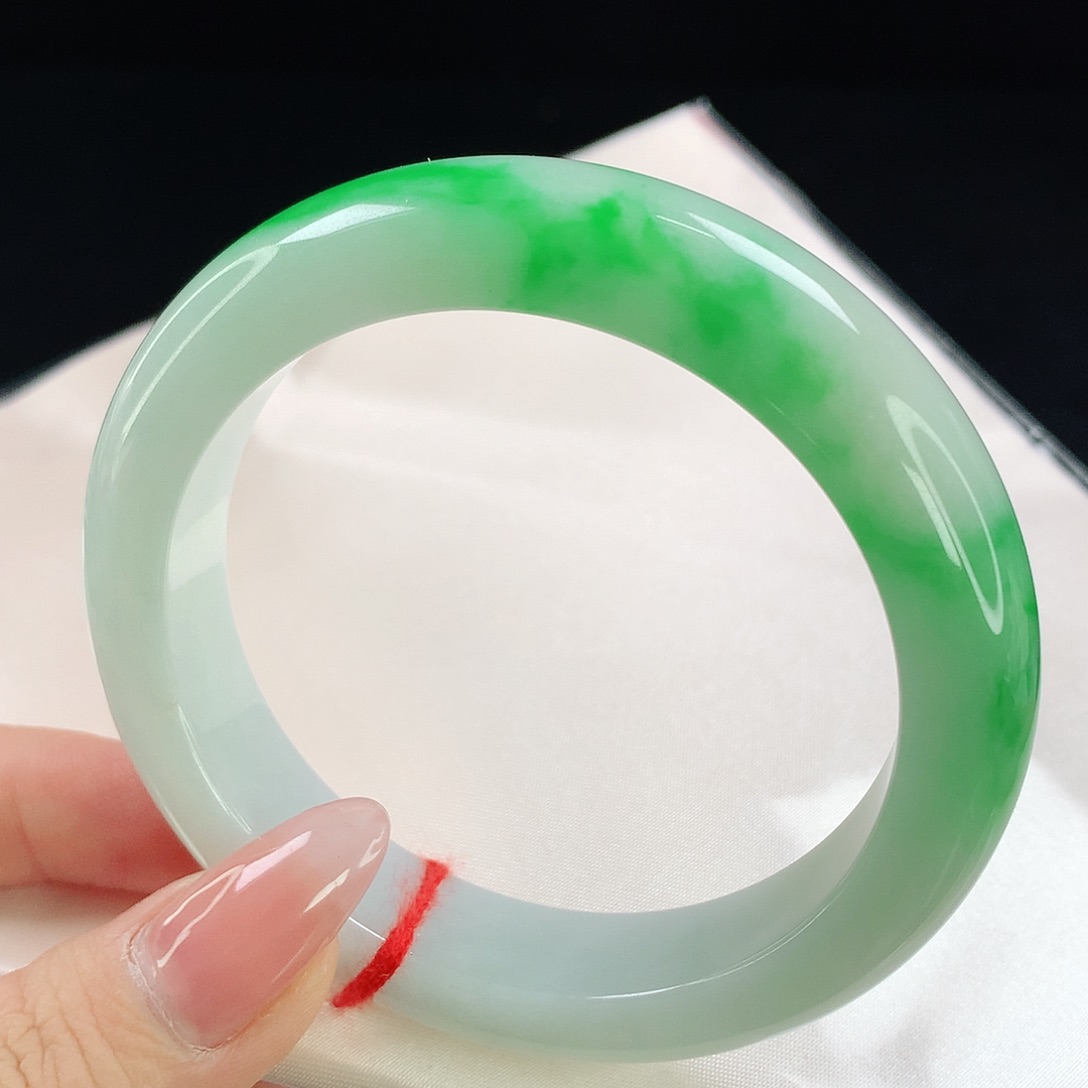 未镶嵌手镯翡翠817