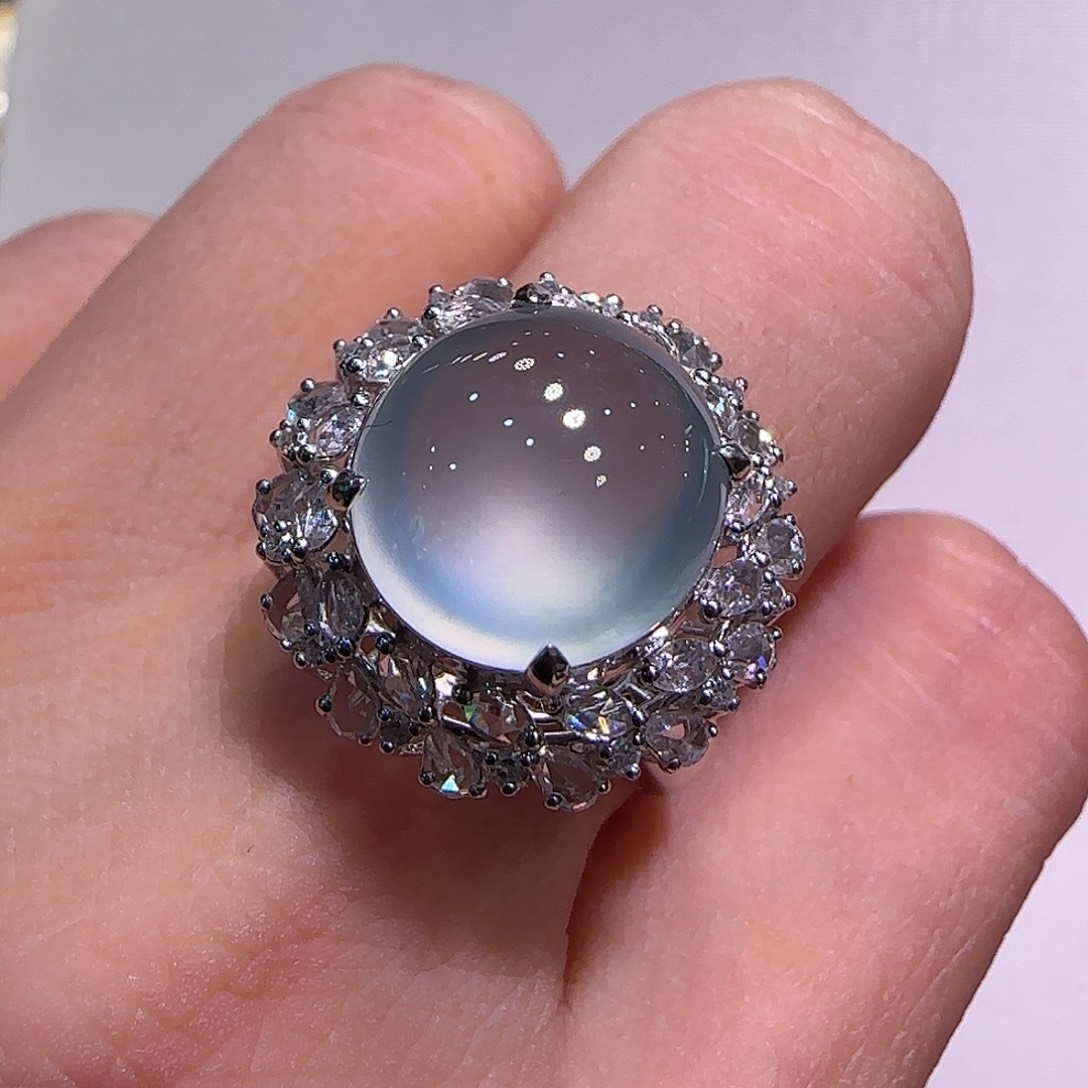 翡翠18K金镶嵌戒指戒指