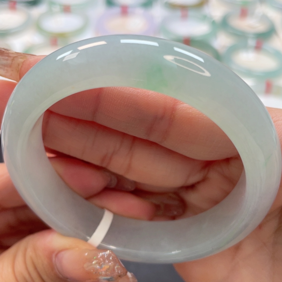 【闪购商品】翡翠手镯未镶嵌55.7冰胶甜绿小宽版8号