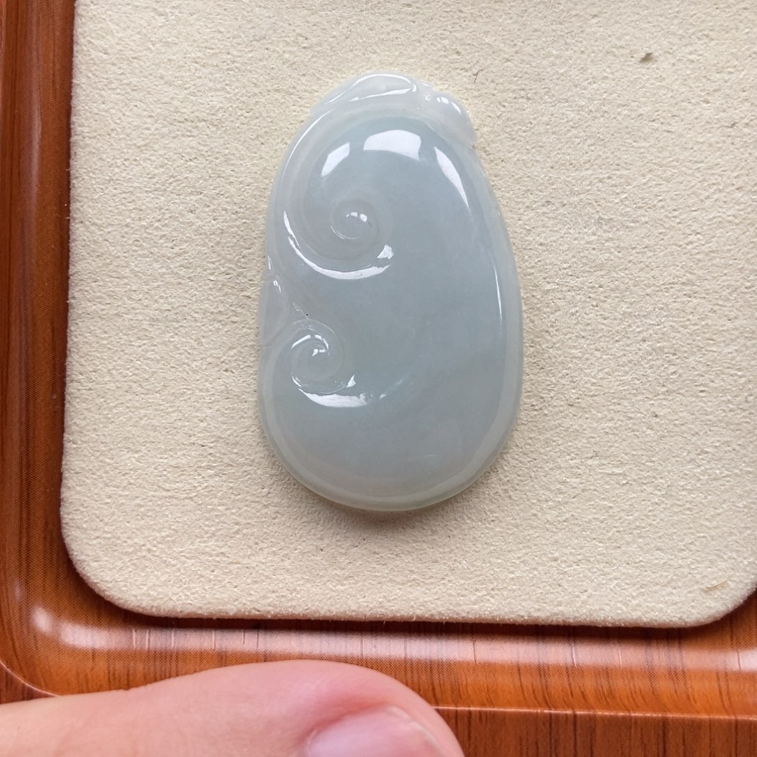 颈饰未镶嵌翡翠如意吊坠