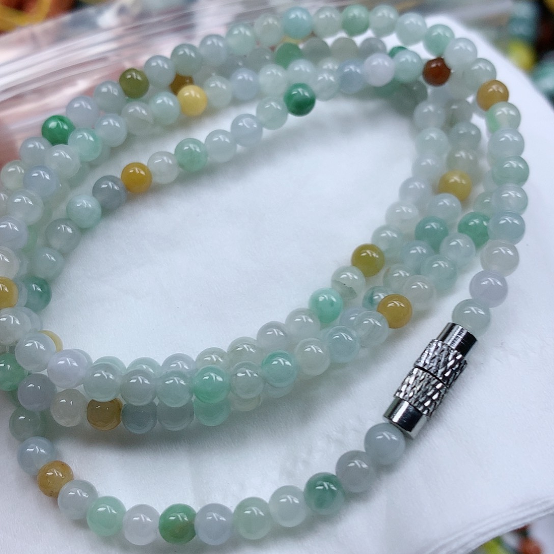 翡翠颈饰未镶嵌手串