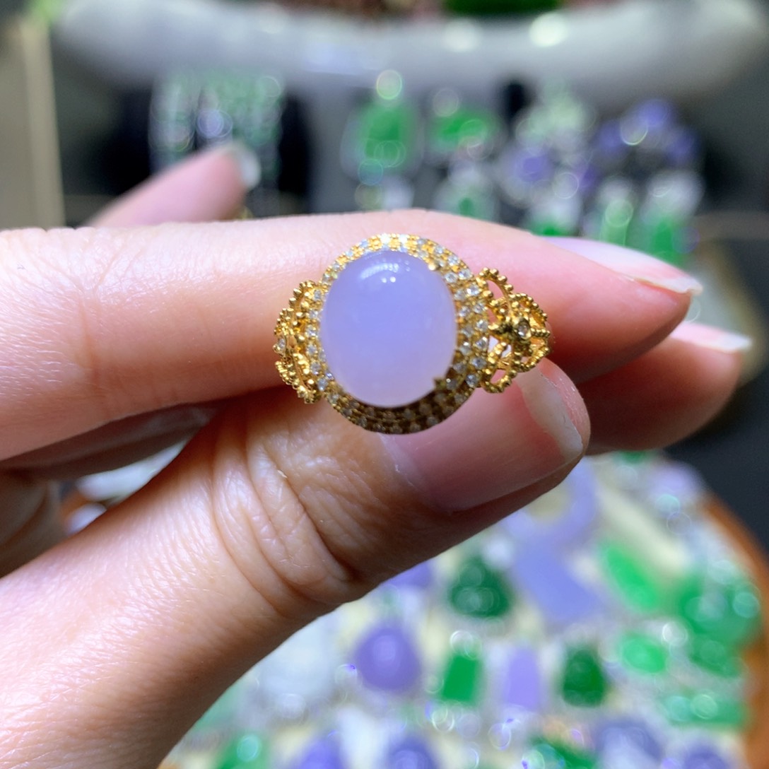 【闪购商品】翡翠颈饰18K金镶嵌翡翠吊坠项链