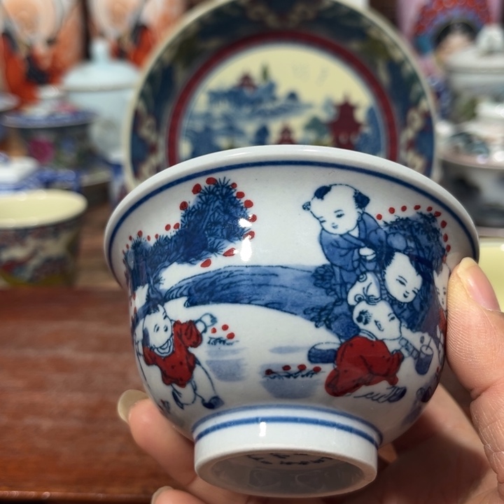 cb n h g j j h h g g g