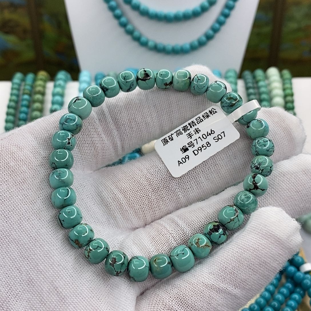 绿松石未镶嵌珠宝奇石7