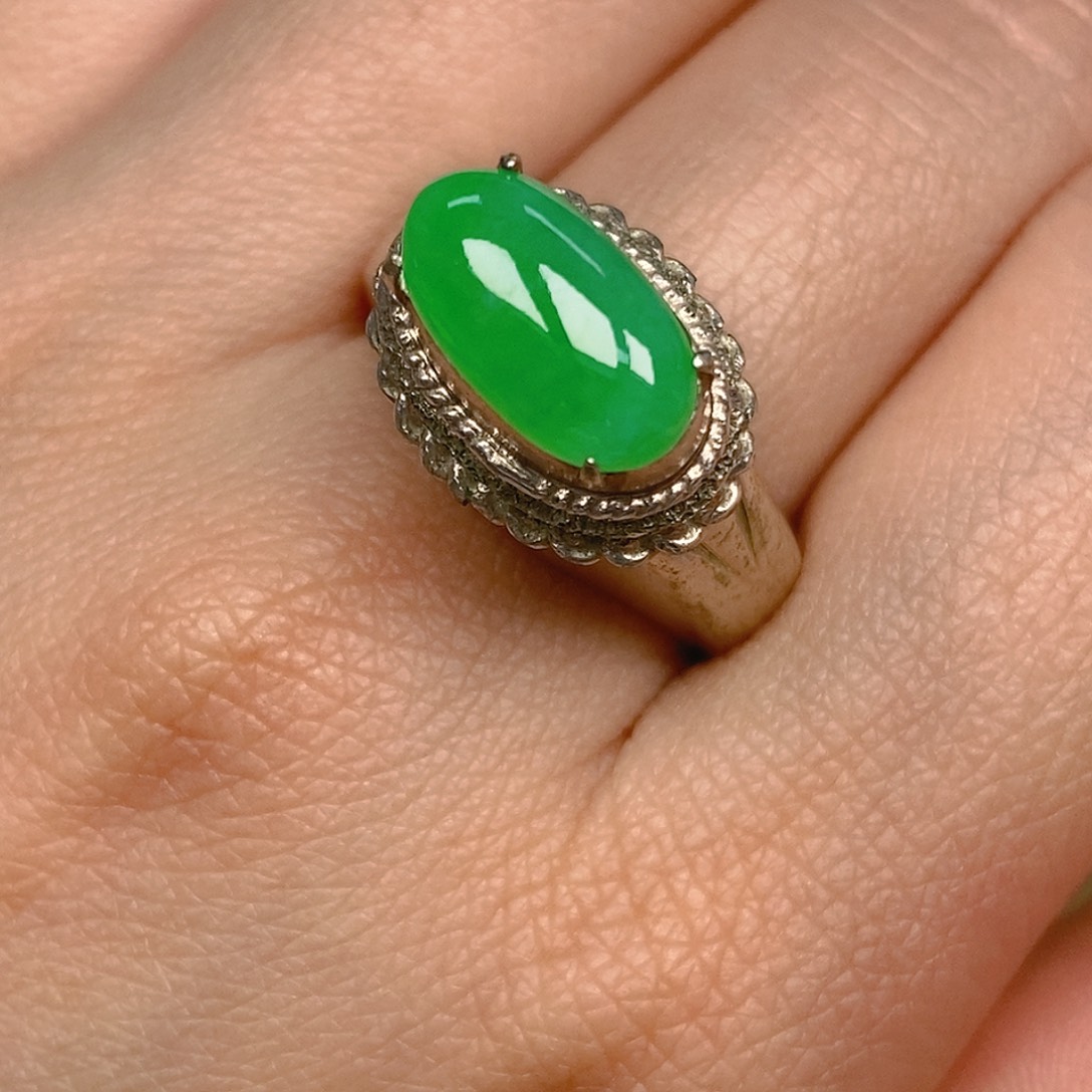 翡翠戒指未镶嵌翡翠