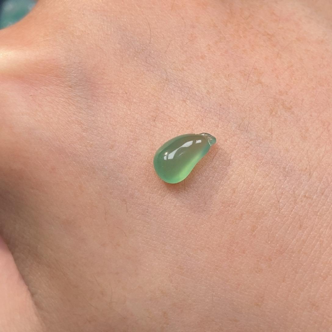 翡翠颈饰未镶嵌福瓜