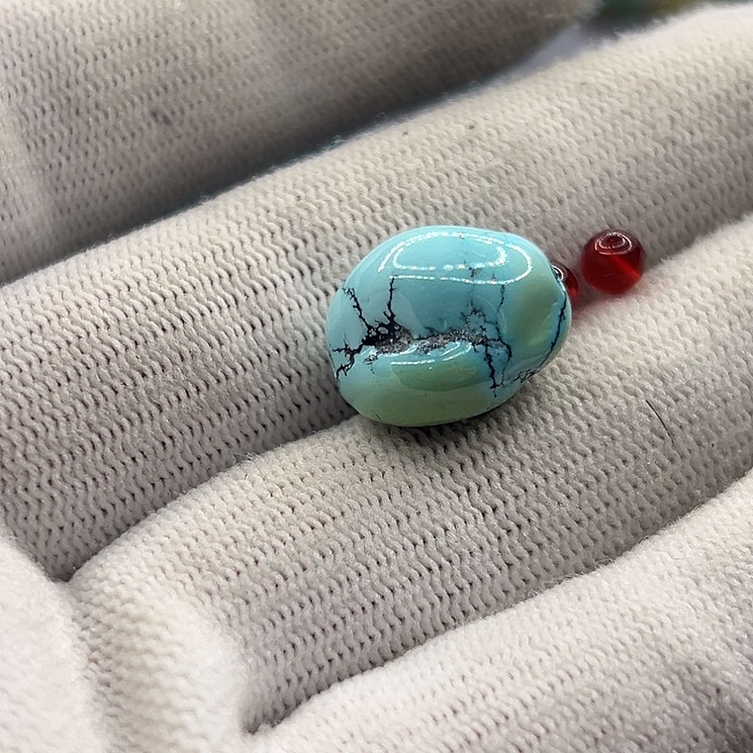 沐***啥南红玛瑙未镶嵌配饰