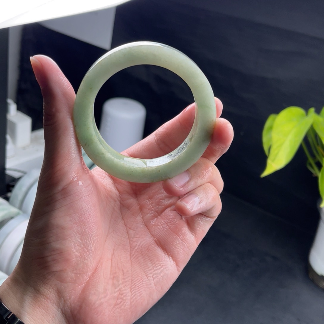 【闪购商品】定制翡翠55-58正圈纹裂推荐未镶嵌