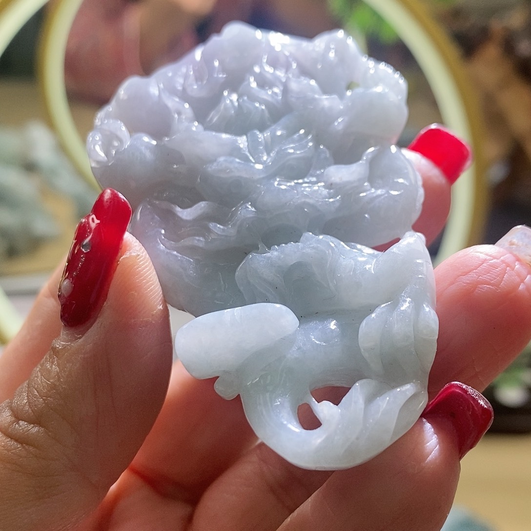 【闪购商品】翡翠颈饰未镶嵌龙牌