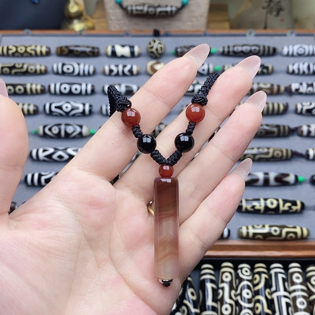 玛瑙/玉髓未镶嵌颈饰