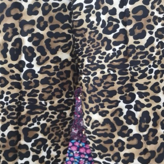 背心IX黑纹棉裤子