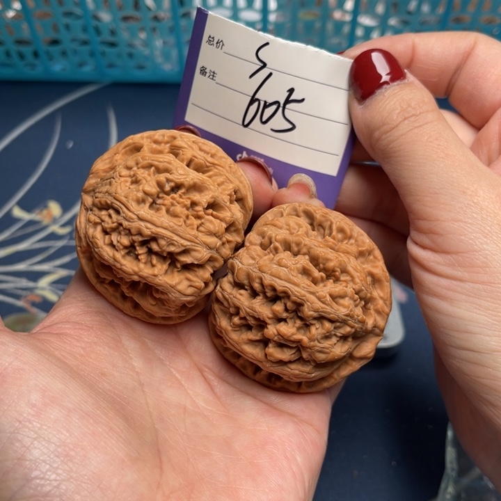 文玩核桃把件粗筋48