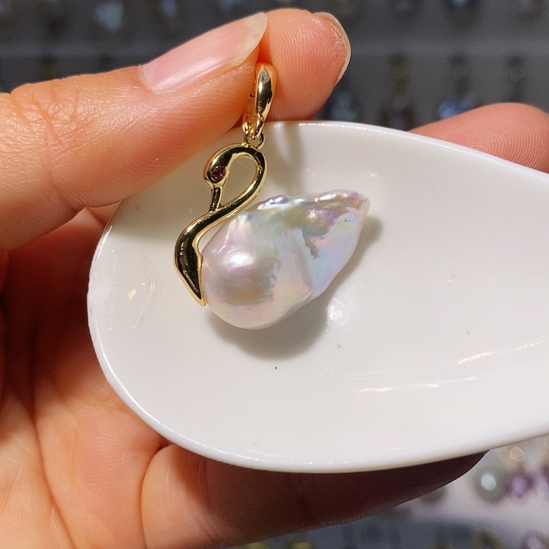 颈饰未镶嵌淡水珍珠