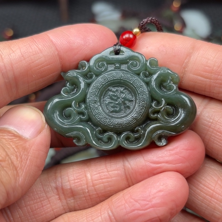 和田玉吊坠未镶嵌