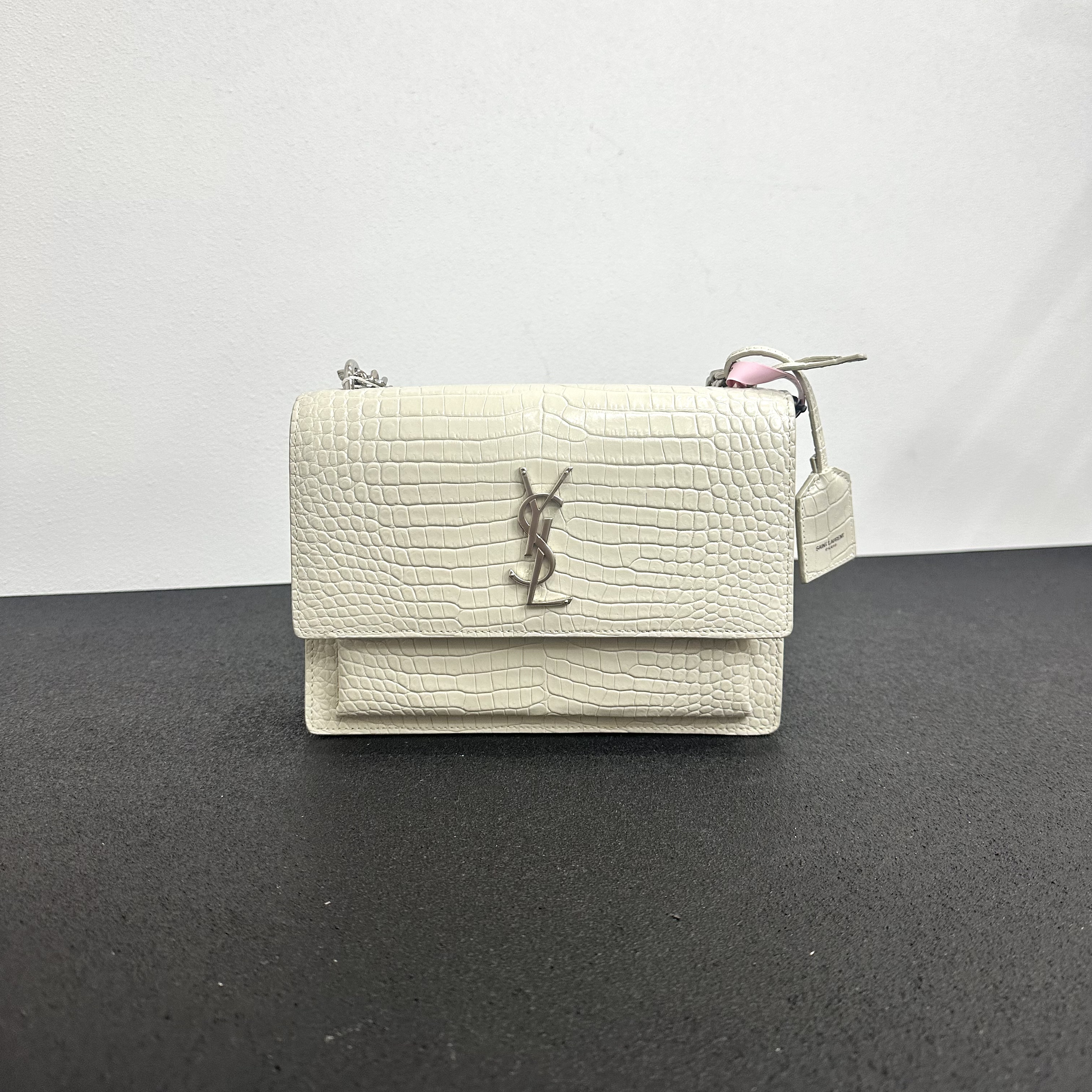 未使用 YSL/圣罗兰 壹所奢品/YSL 日落 鳄压纹中号白银斜挎包闲置