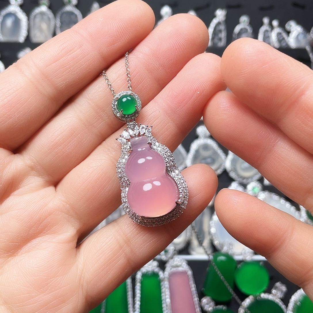 玛瑙/玉髓颈饰合金