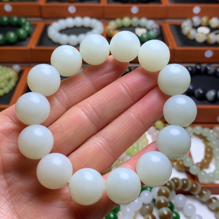 和田玉手串未镶嵌