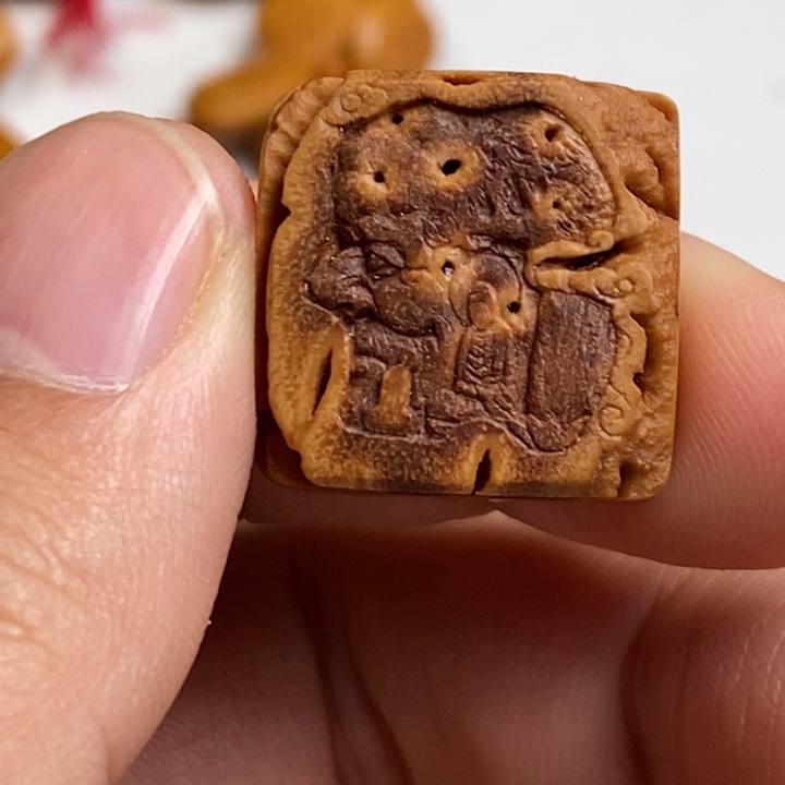 ～***迪橄榄核手串/手链桃核