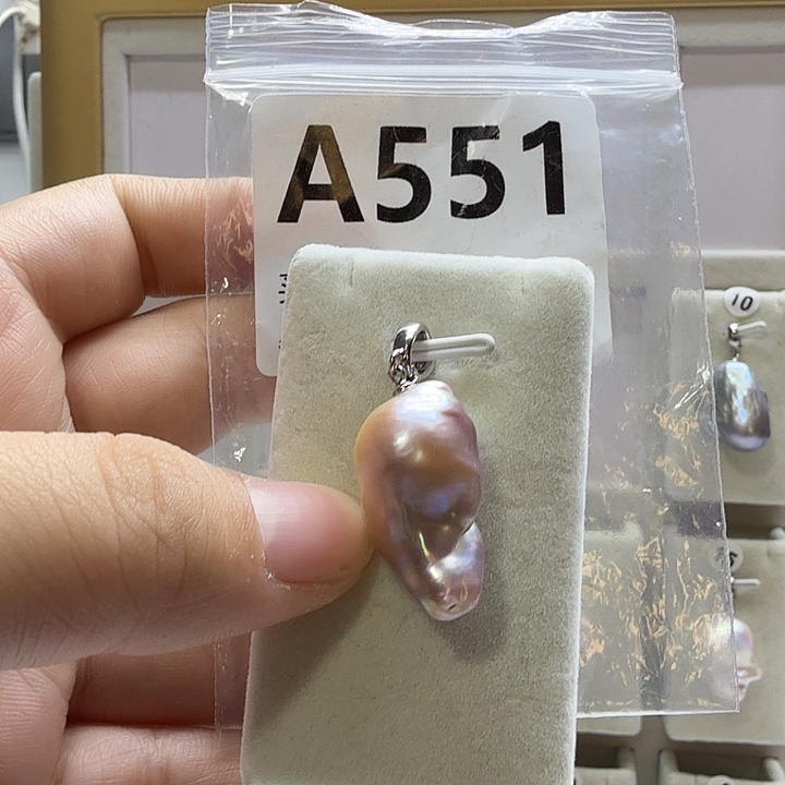 合成立方氧化锆合金