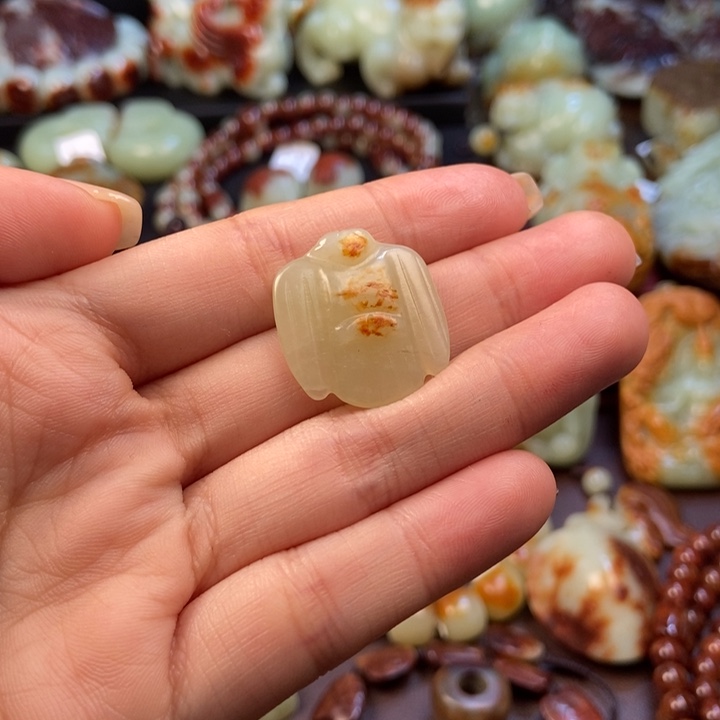 岫岩河磨玉（透闪石质玉）未镶嵌挂件