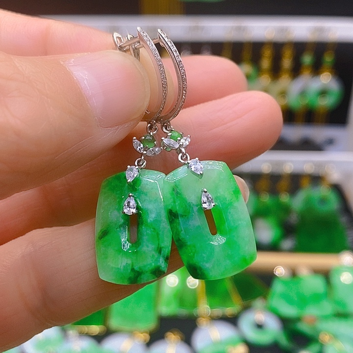 翡翠耳饰18K金镶嵌耳坠