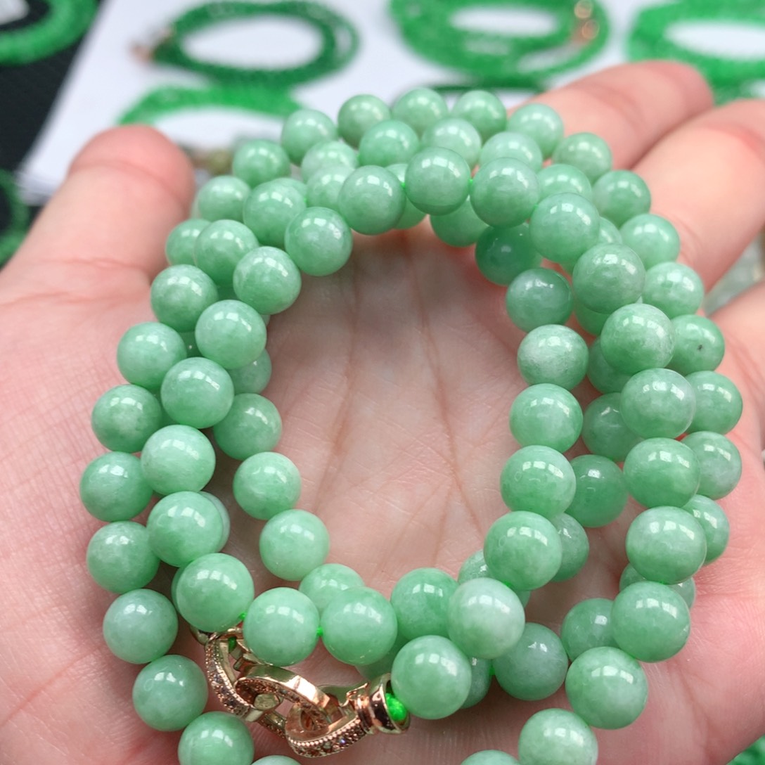 翡翠手链未镶嵌翡翠