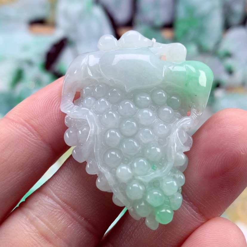 【闪购商品】翡翠吊坠(不含链)未镶嵌