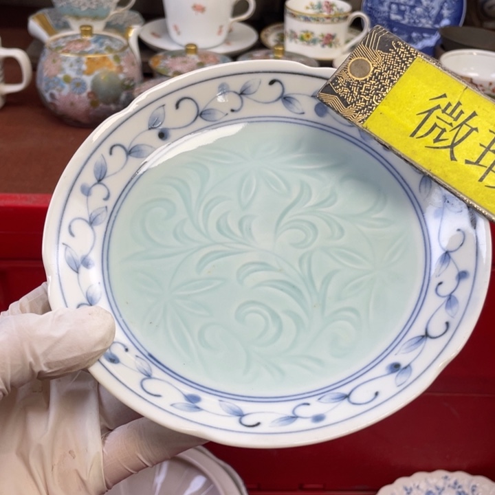 他家瓷器真美…开播了