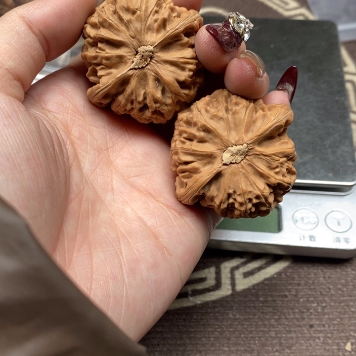 文玩核桃吊坠宫灯全品42