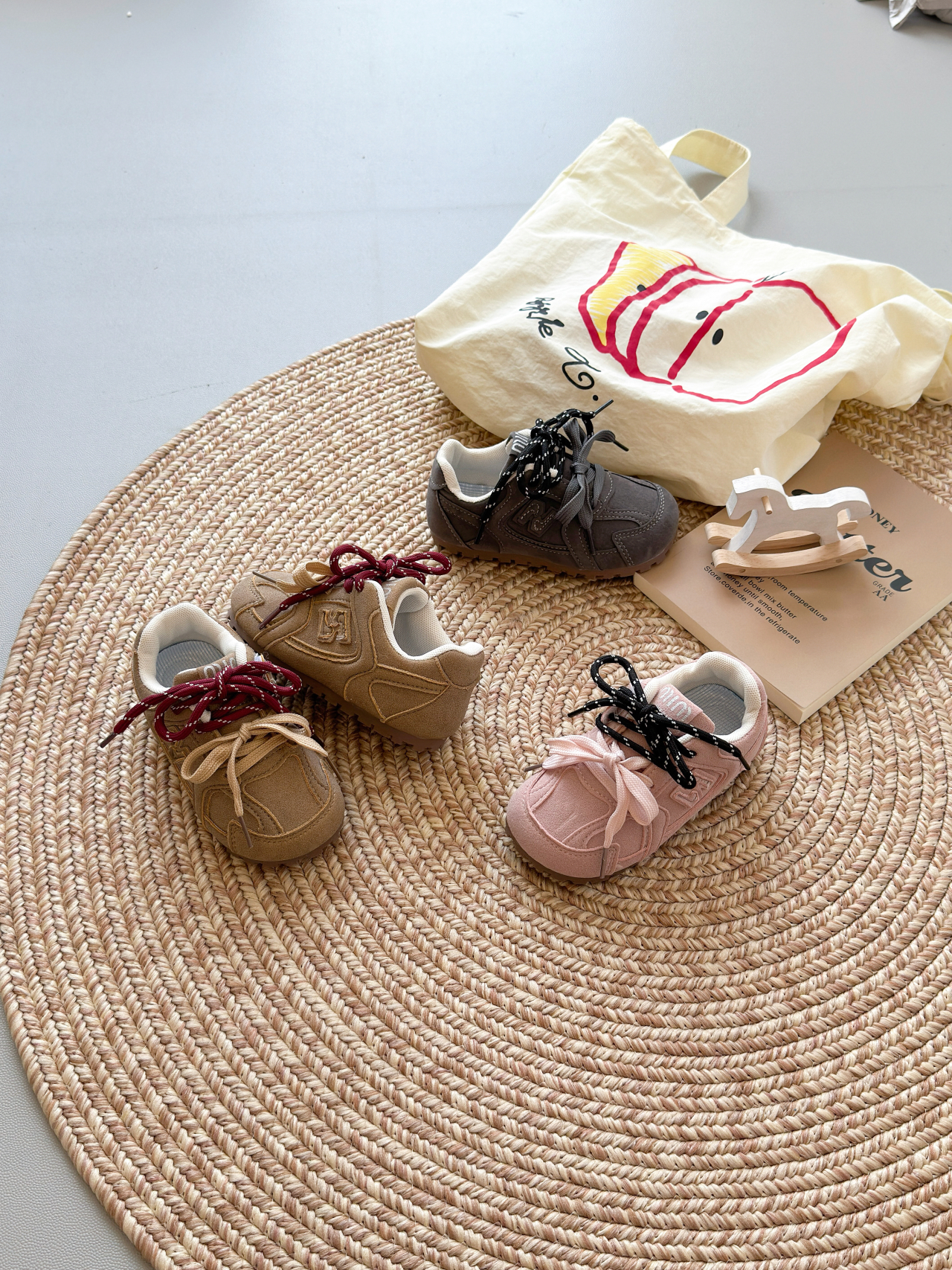 网红2025儿童新款N字绒面德训休闲鞋韩版ins风阿甘鞋鞋男童板鞋