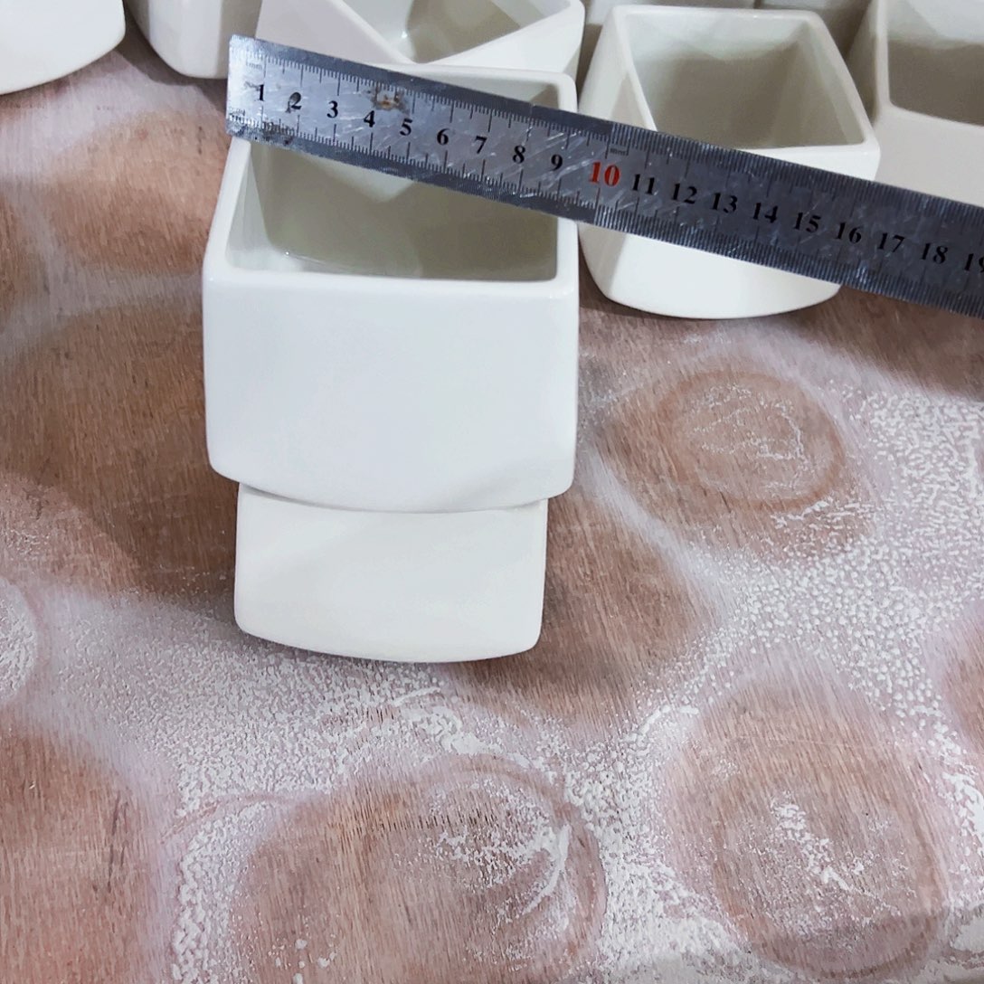 有孔，外贸尾单陶瓷花盆凑单10米包邮