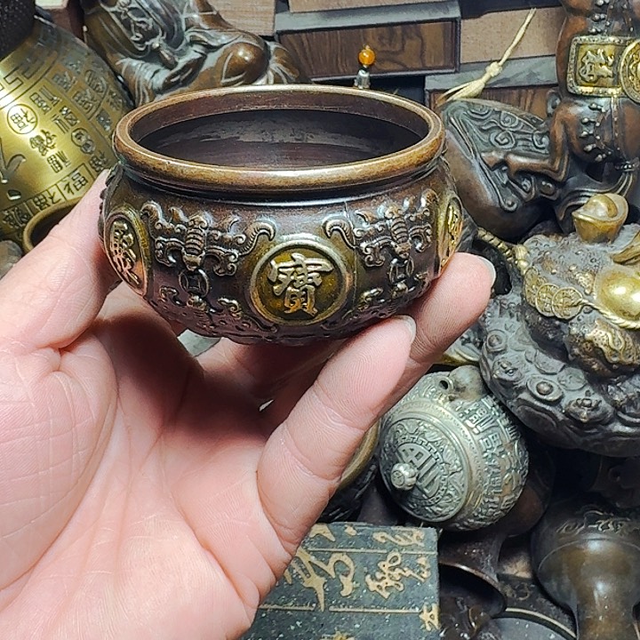 铜器摆件收收藏藏