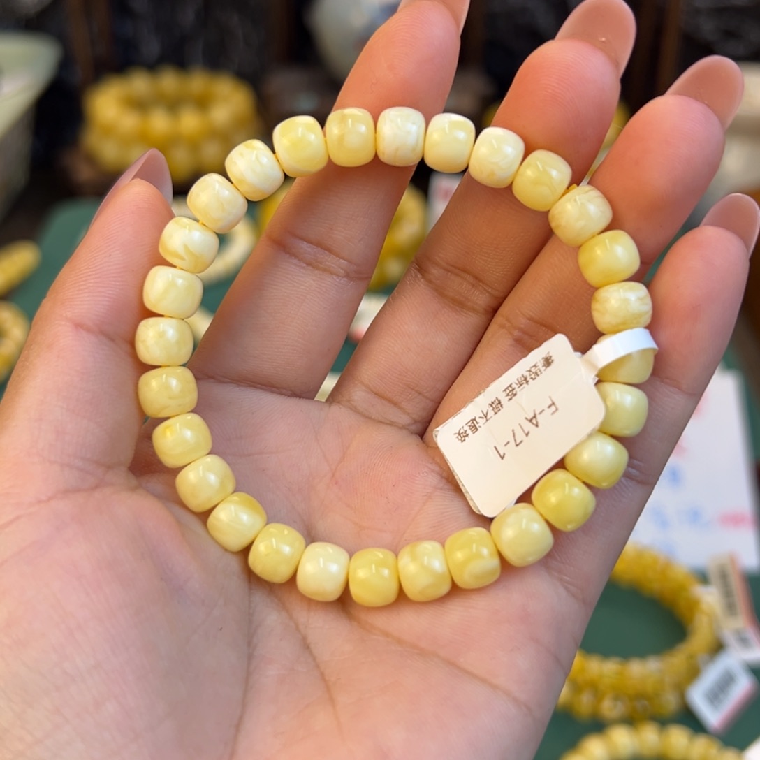 琥珀裸石未镶嵌x c b n l l gh j