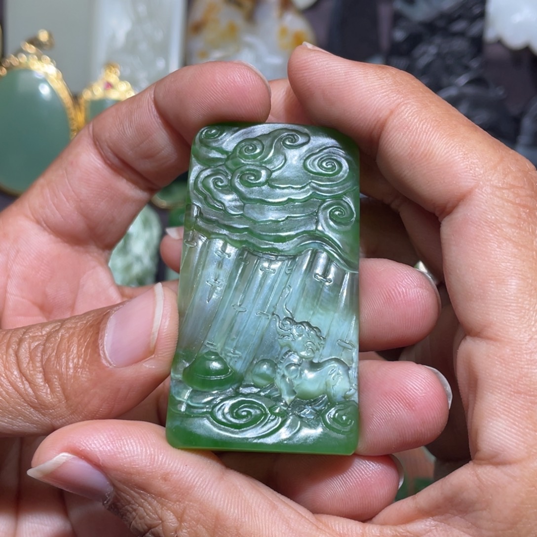 和田玉（碧玉）未镶嵌颈饰和田玉碧玉麒麟献瑞牌子男女同款