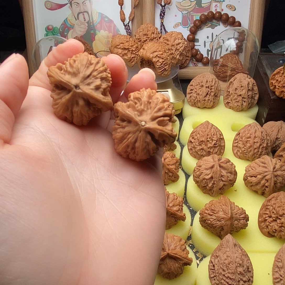 小***w把件文玩核桃蚂蚁纹