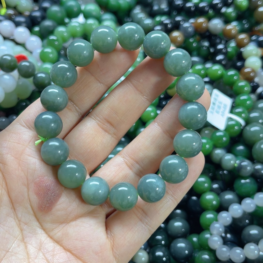 未镶嵌手链和田玉