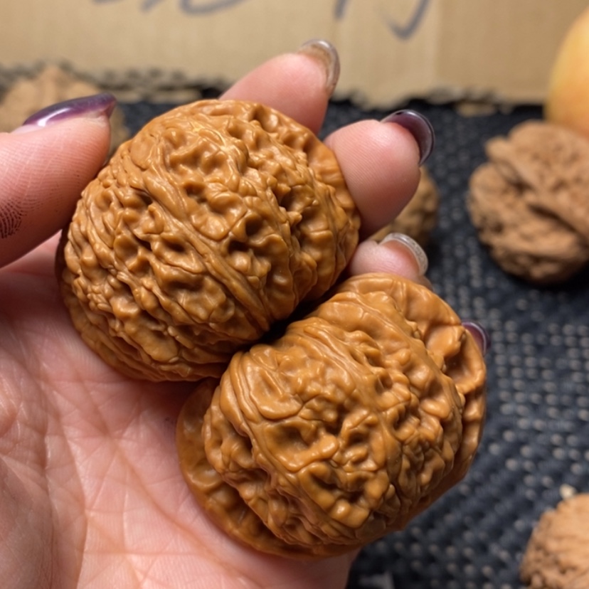 【闪购商品】文玩核桃吊坠强**?白狮子