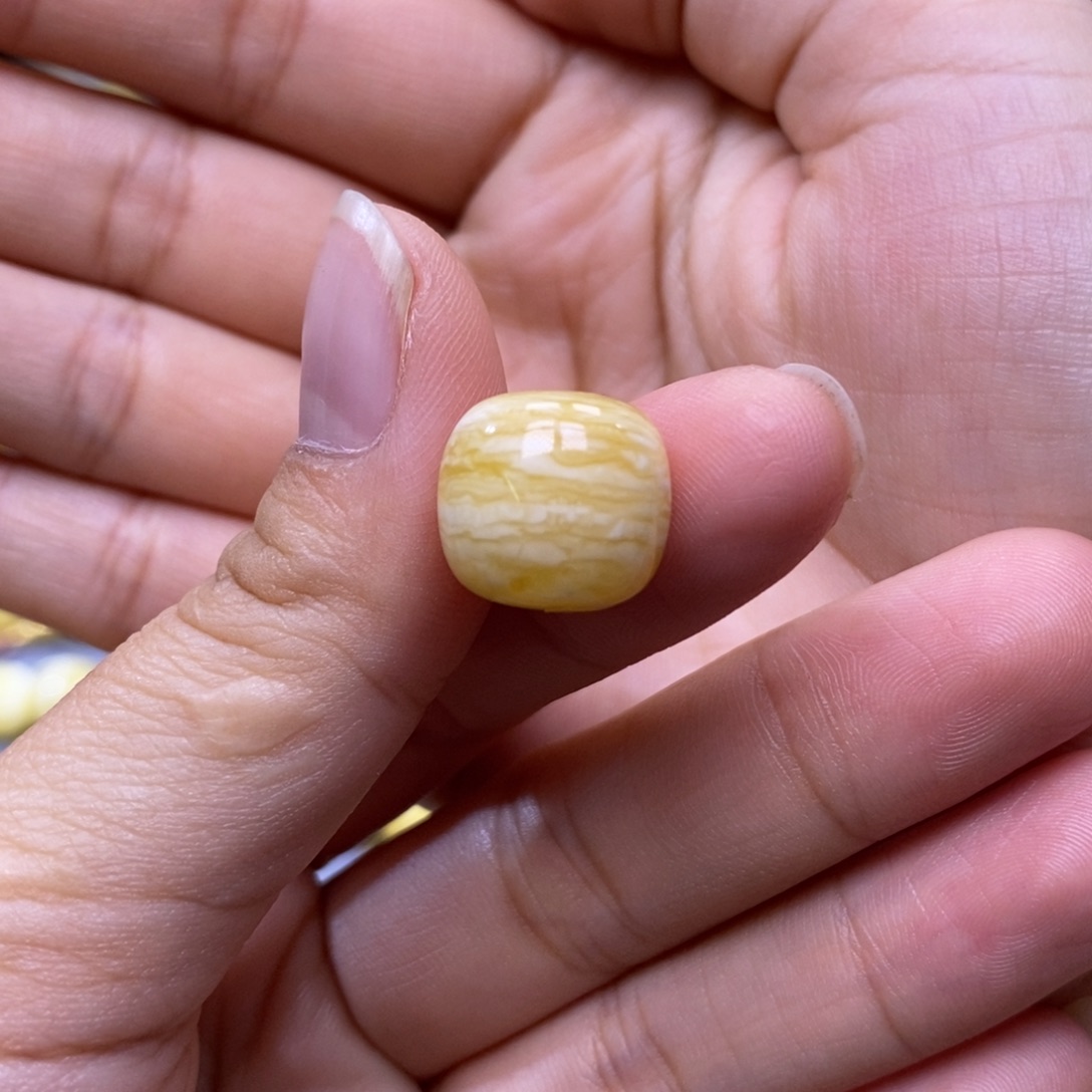 琥珀未镶嵌珠宝奇石14.1