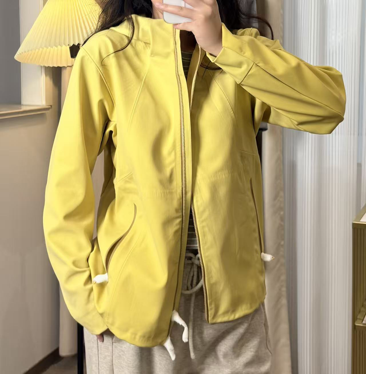 加绒软壳冲锋衣外套 女连帽修身型防风直下摆外套女防水运动户外