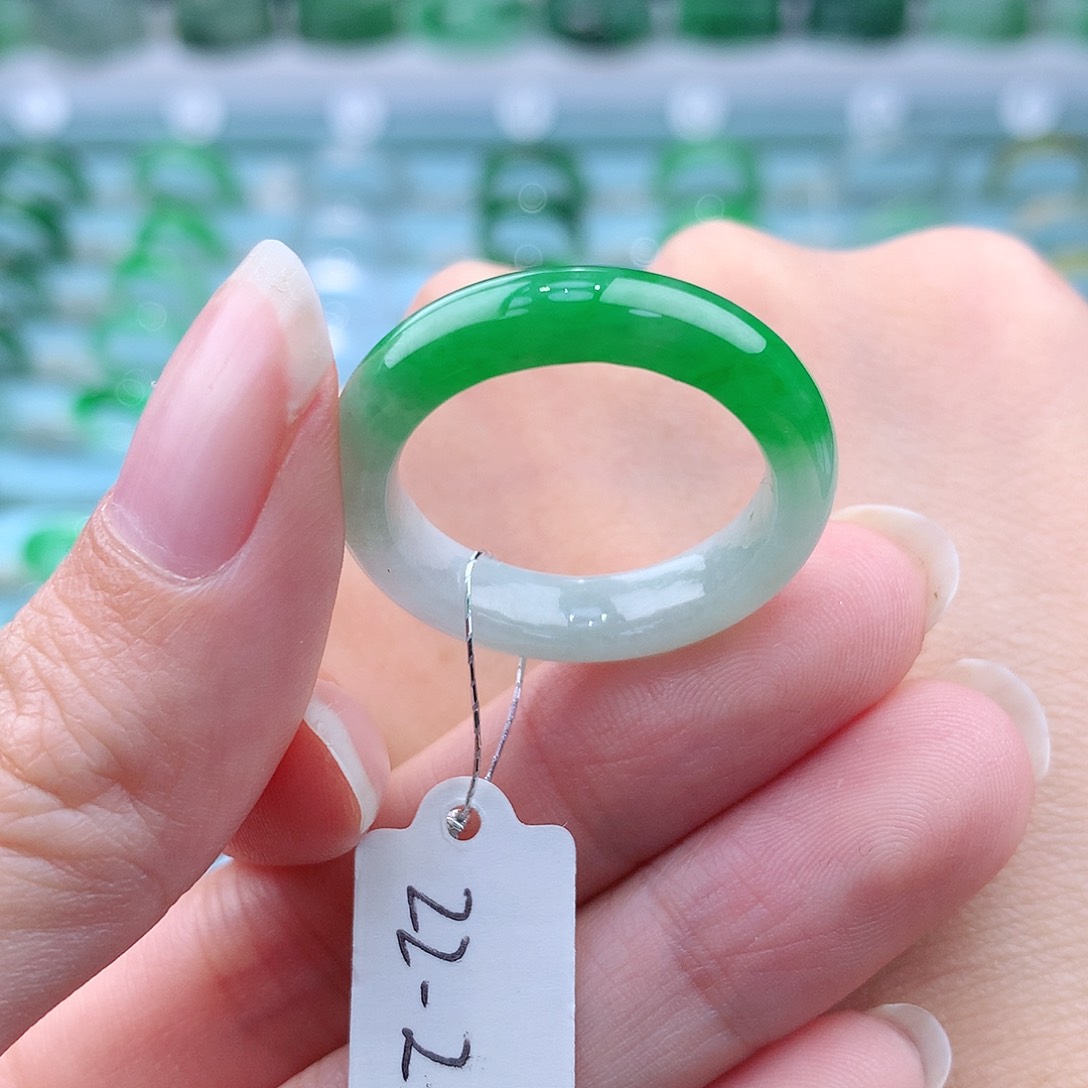 翡翠戒指未镶嵌A货缅甸翡翠