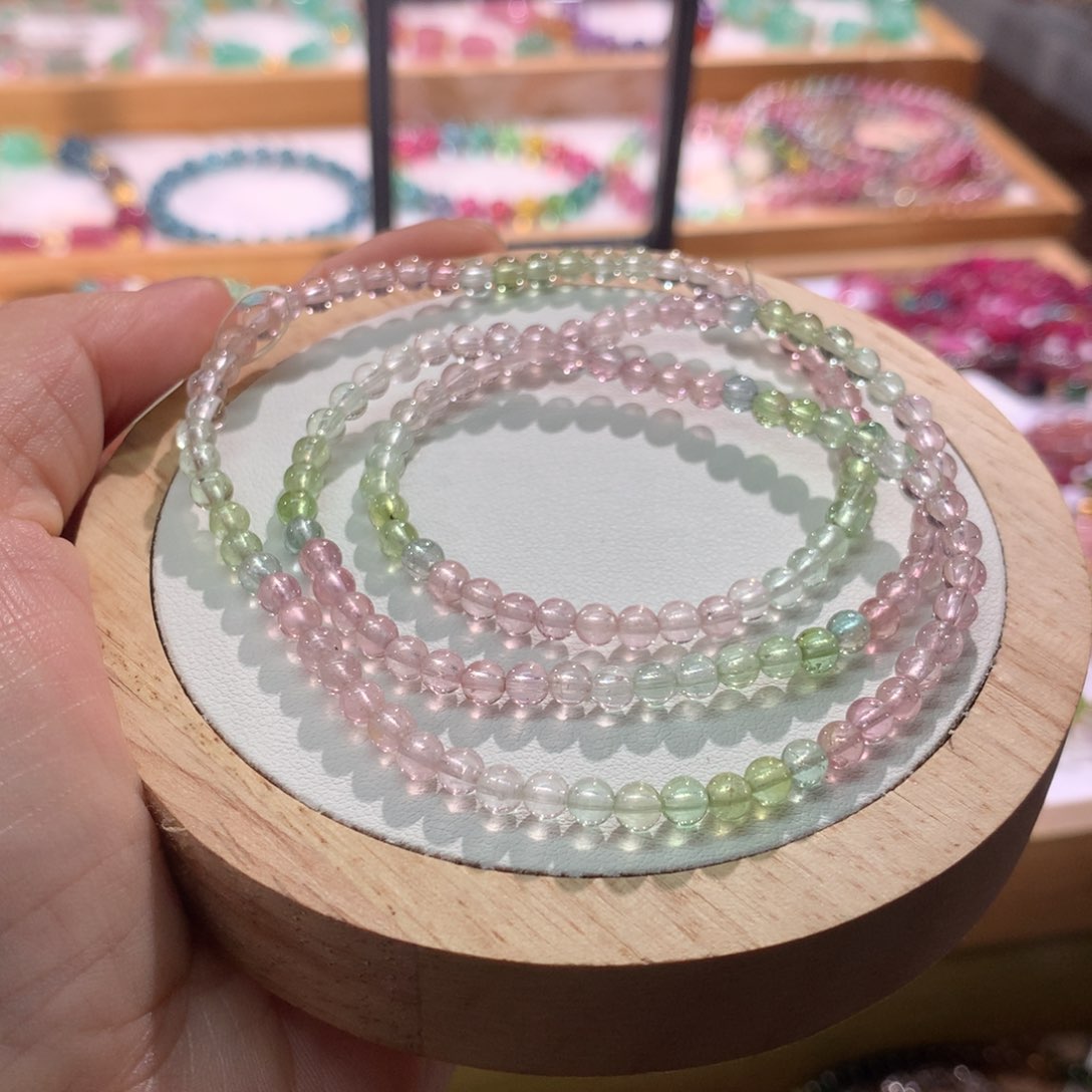 手链未镶嵌碧玺处理不退不换